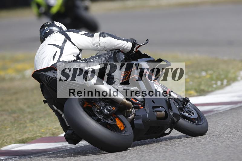 /37 09.08.2026  Pluess Motosport ADR/Freies Fahren/25